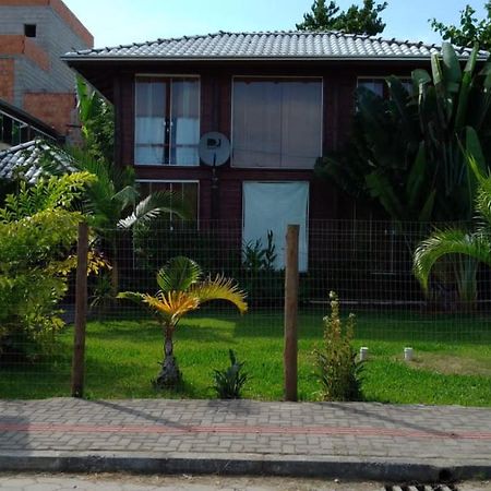 Casa Alquiler En Bombas Bombinhas Villa Екстериор снимка